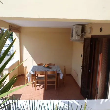 Apulia Apartman *